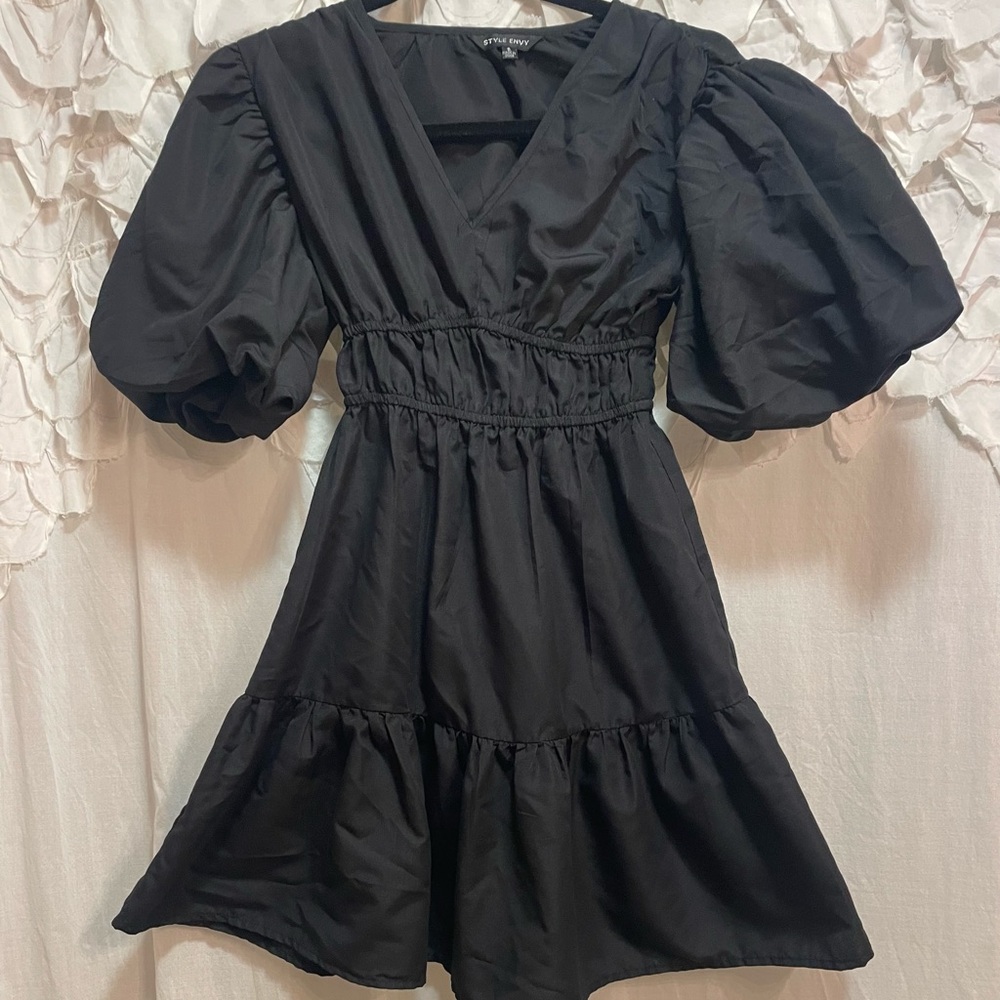 Style Envy black Dress Puffer Sleeve Flowy Fit Ruching Waist Black